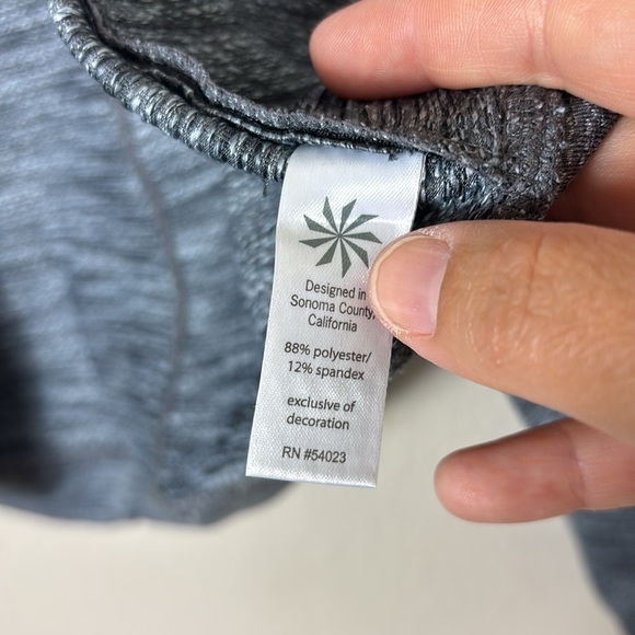 Athleta Heather Gray Full Zip Jacket Size XS Stretch Thumb Hole - Picture 7 of 10